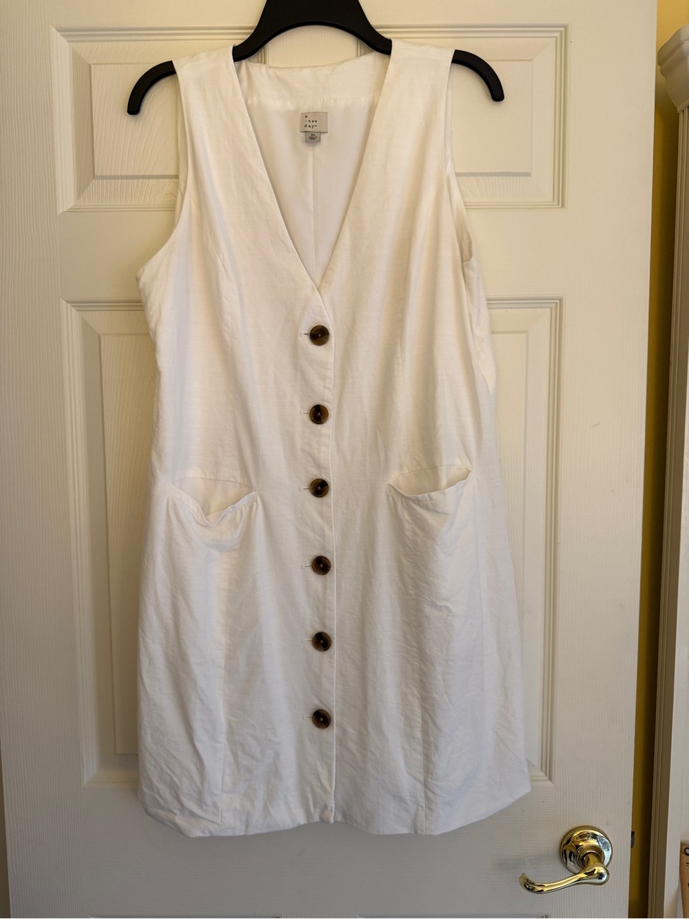 a new day White Sleeveless Button-Front Mini Dress